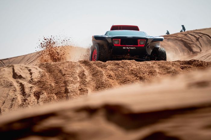 #224 Team Audi Sport Audi: Mattias Ekstrom, Emil Bergkvist