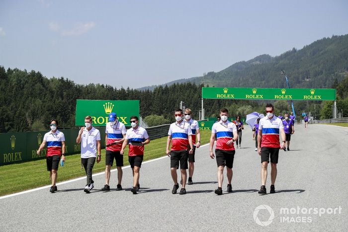 Mick Schumacher, Haas F1, recorre el circuito de Austria