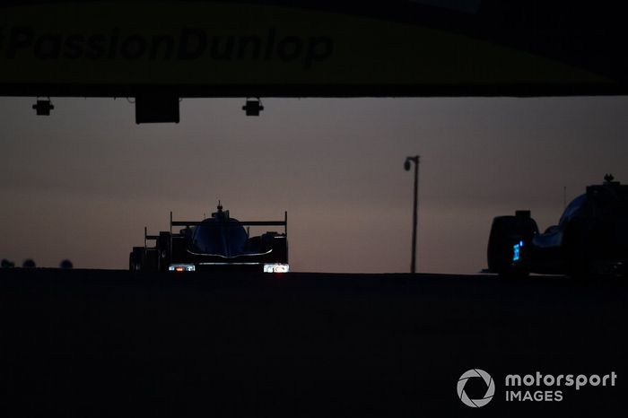 #45 Algarve Pro Racing Oreca 07 - Gibson LMP2 de Steven Thomas, James Allen, Rene Binder, #38 Jota Oreca 07 - Gibson LMP2 de Roberto Gonzalez, Antonio Felix Da Costa, Will Stevens