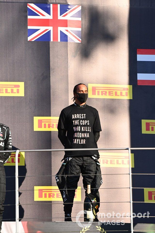 Podio: segundo lugar Valtteri Bottas, Mercedes-AMG F1, ganador Lewis Hamilton, Mercedes-AMG F1