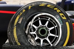 The damaged Red Bull Racing RB12 of Max Verstappen, Red Bull Racing