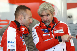 Cristian Gabarrini, jefe del equipo Ducati Team, Gigi Dall'Igna, Director General de Ducati Team