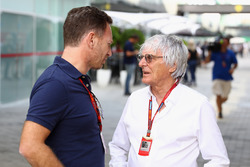 El supremo de la F1, Bernie Ecclestone habla con Christian Horner, Red Bull Racing