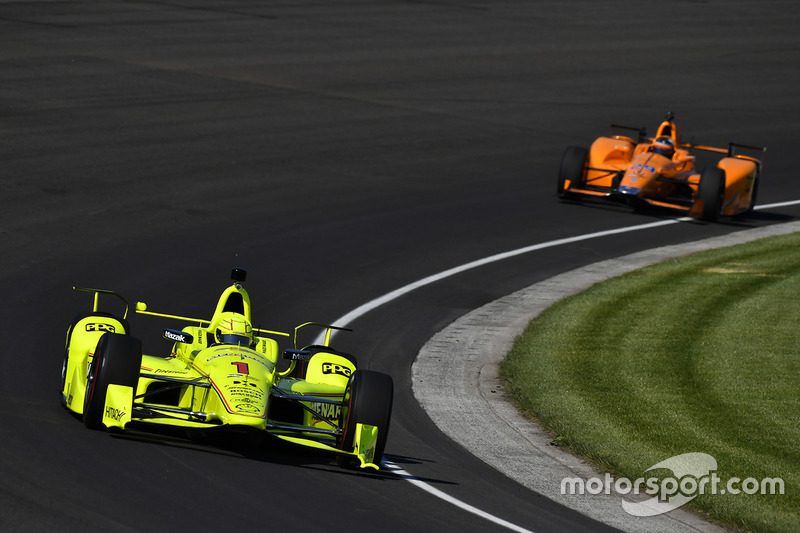 Simon Pagenaud, Team Penske Chevrolet, Fernando Alonso, Andretti Autosport Honda