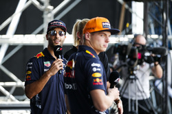 Daniel Ricciardo, Red Bull Racing, Max Verstappen, Red Bull, sur scène