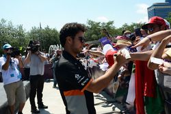 Sergio Perez, Sahara Force India signs autographs for the fans