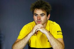 Conferencia de prensa: segundo puesto Oliver Rowland, DAMS