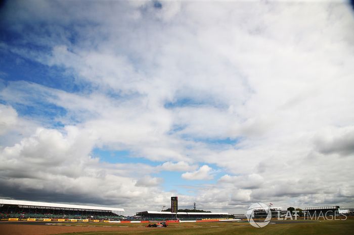 Fernando Alonso (ESP) McLaren MCL32