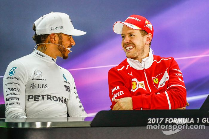 Ganador, Sebastian Vettel, Ferrari, segundo, Lewis Hamilton, Mercedes AMG F1