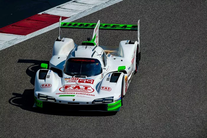 #99 Proton Competition Porsche 963: Neel Jani, Nicolas Pino, Nicolas Varrone