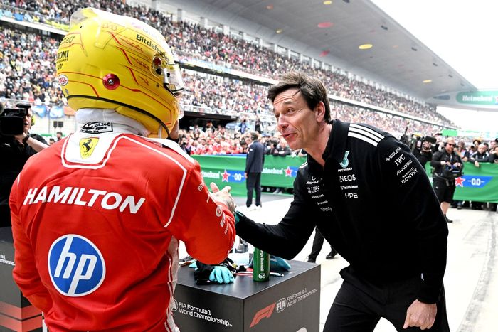Lewis Hamilton, Ferrari, Toto Wolff, Mercedes