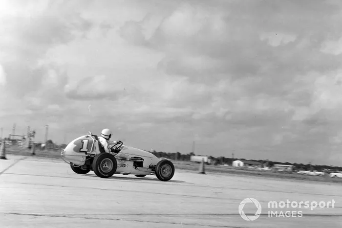 Rodger Ward, Kurtis Kraft Midget Offenhauser
