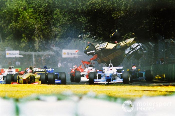 Choque de Martin Brundle, Jordan Peugeot