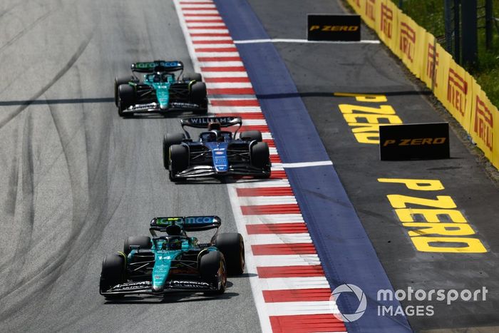 Fernando Alonso, Aston Martin AMR24, Alex Albon, Williams FW46, Lance Stroll, Aston Martin AMR24
