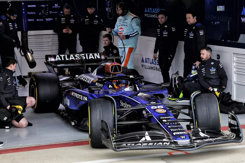 Carlos Sainz, Williams FW47