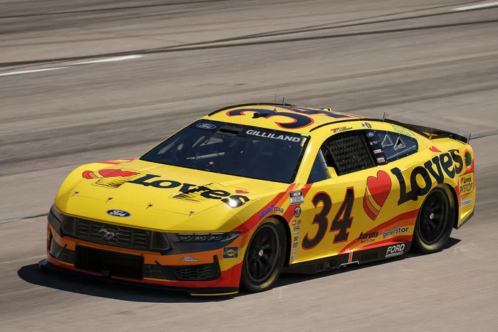 Todd Gilliland, Front Row Motorsports Ford