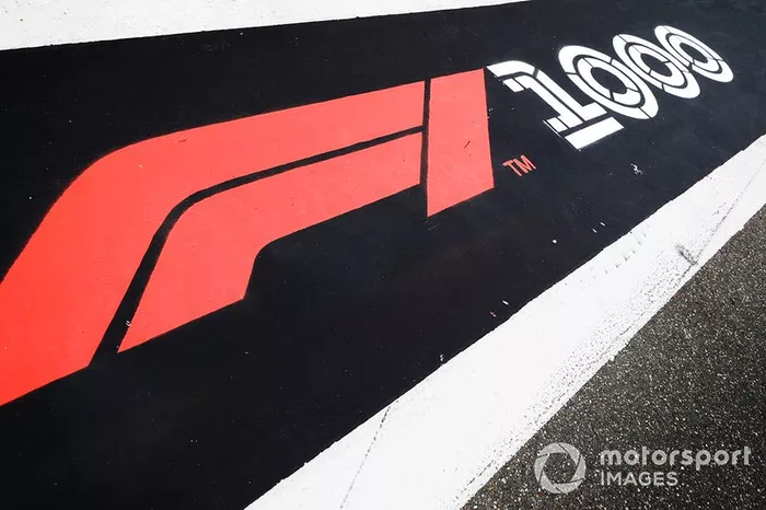 1000th Race Branding in pit lane