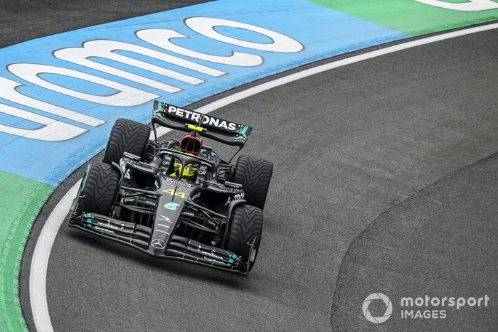 Lewis Hamilton, Mercedes F1 W14