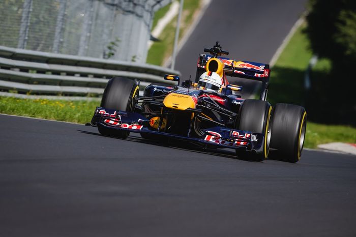 Sebastian Vettel, Red Bull RB 7