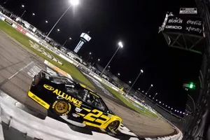 Race winner Brad Keselowski, Team Penske, Ford Mustang
