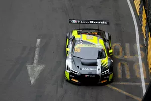 #66 Audi Sport Team WRT Audi R8 LMS: Robin Frijns