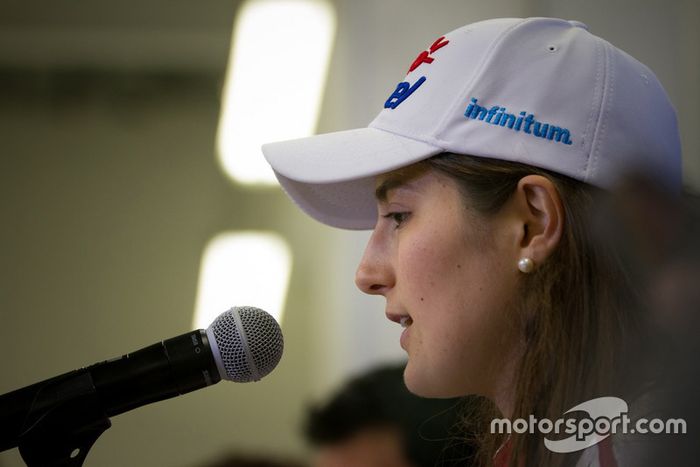 Tatiana Calderón, Sauber C37 piloto de prueba