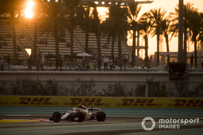 8: Шарль Леклер, Sauber C37, 1'36.237
