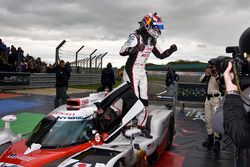 Sébastien Buemi, Toyota Gazoo Racing en parc ferme