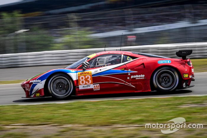 #83 AF Corse Ferrari 458 Italia: Francois Perrodo, Emmanuel Collard, Rui Aguas