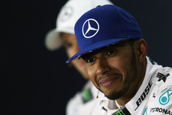 Льюіс Хемілтон, Mercedes AMG F1 на прес-конфренції FIA