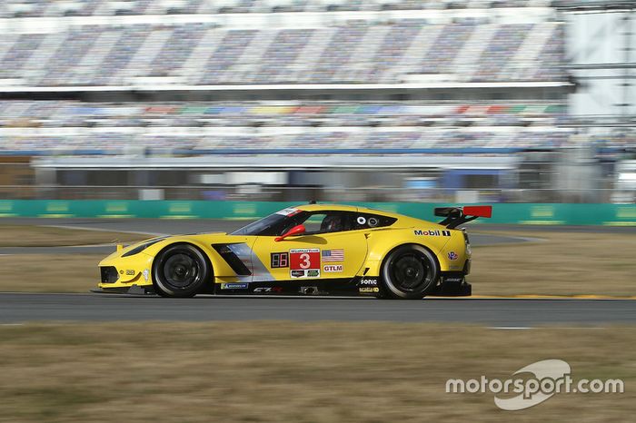 #3 Corvette Racing Chevrolet Corvette C7.R, GTLM: Antonio Garcia, Jan Magnussen, Mike Rockenfeller