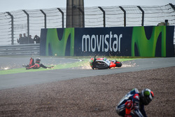 La caduta di Stefan Bradl, Aprilia Racing Team Gresini Jorge Lorenzo, Yamaha Factory Racing