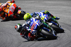 Хорхе Лоренсо, Yamaha Factory Racing, Валентино Росси, Yamaha Factory Racing и Марк Маркес, Repsol H
