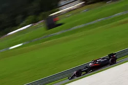 Jenson Button, McLaren MP4-31