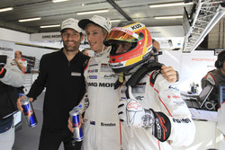 LMP1-Polesitter: Mark Webber, Brendon Hartley, Timo Bernhard, Porsche Team