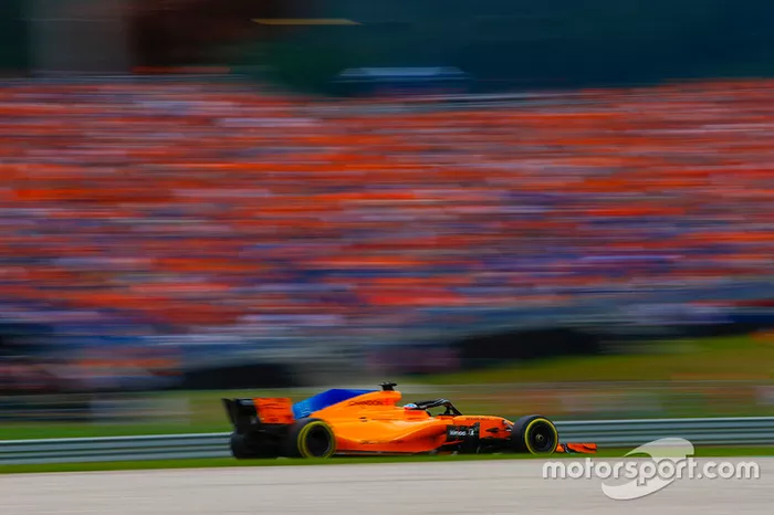 Desde el pitlane: Fernando Alonso, McLaren MCL33, 1'05.058