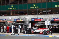 Пит-стоп: Казуки Накаджима, Toyota Gazoo Racing, Toyota TS050 Hybrid (№8)
