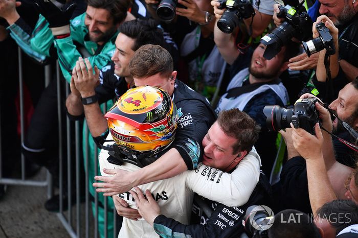 Lewis Hamilton, Mercedes AMG F1 celebra