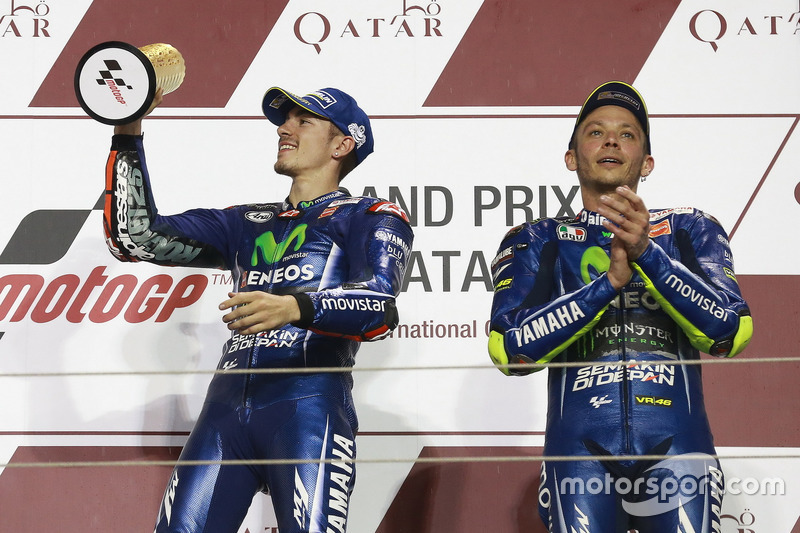 Podyum: yarış galibi Maverick Viñales, Yamaha Factory Racing; 3. Valentino Rossi, Yamaha Factory Racing