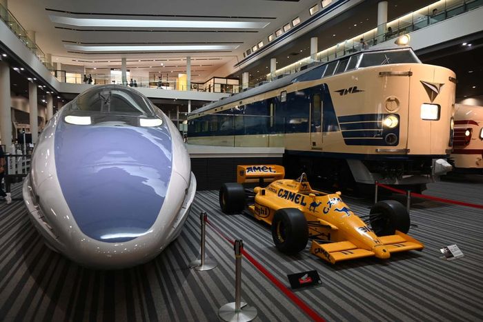 ロータスホンダ99T、新幹線500系、国鉄クハネ581｜京都鉄道博物館