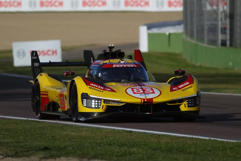#83 AF Corse Ferrari 499P: Robert Kubica, Robert Shwartzman, Yifei Ye