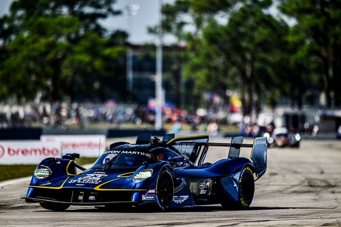 #23 Aston Martin Thor Team Aston Martin Valkyrie: Ross Gunn, Roman De Angelis, Alex Riberas