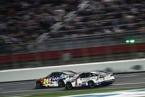 William Byron, Hendrick Motorsports Chevrolet; Ross Chastain, Trackhouse Racing Chevrolet