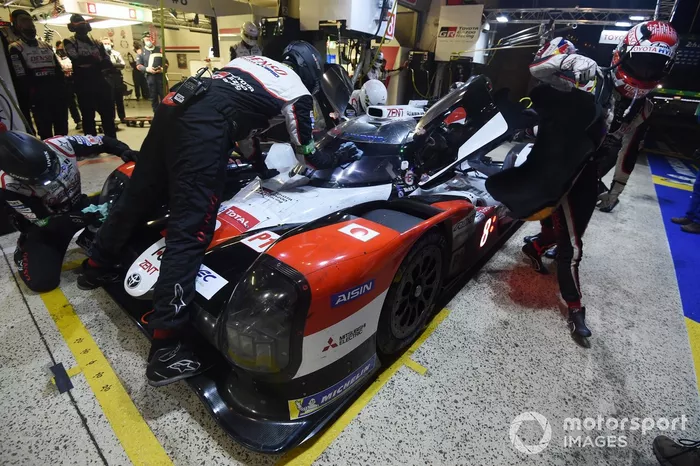 Pitstop #8 Toyota Gazoo Racing Toyota TS050: Sbastien Buemi, Kazuki Nakajima, Brendon Hartley