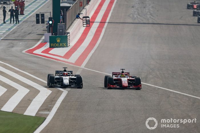 Nikita Mazepin, Hitech Grand Prix and Mick Schumacher, Prema Racing battle