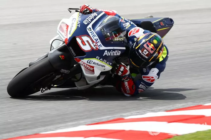 17º Johann Zarco, Avintia Racing - 1:58.951