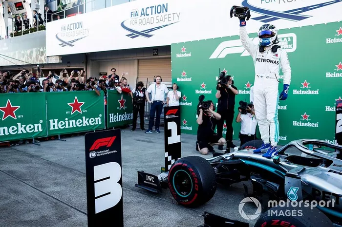 Ganador  Valtteri Bottas, Mercedes AMG F1 celebra
