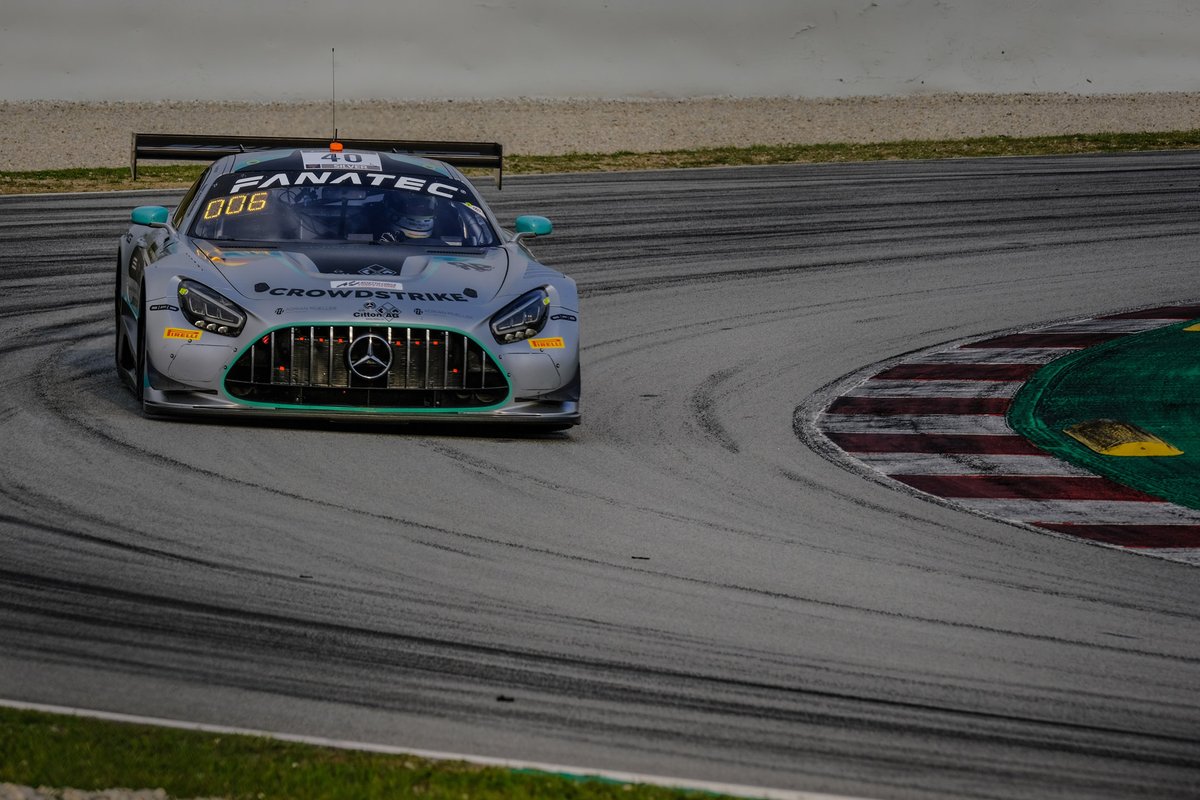 #40 SPS automotive performance Mercedes-AMG GT3: Jordan Love, Miklas Born, Yannick Mettler