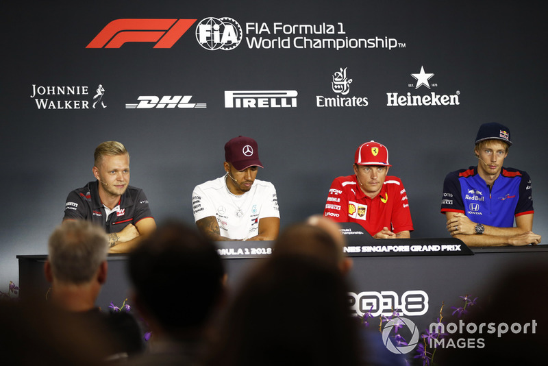 Kevin Magnussen, Haas F1 Team,Lewis Hamilton, Mercedes AMG F1, Kimi Raikkonen, Ferrari, Brendon Hartley, Scuderia Toro Rosso, en rueda de prensa