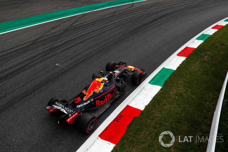 Daniel Ricciardo, Red Bull Racing RB14 Tag Heuer